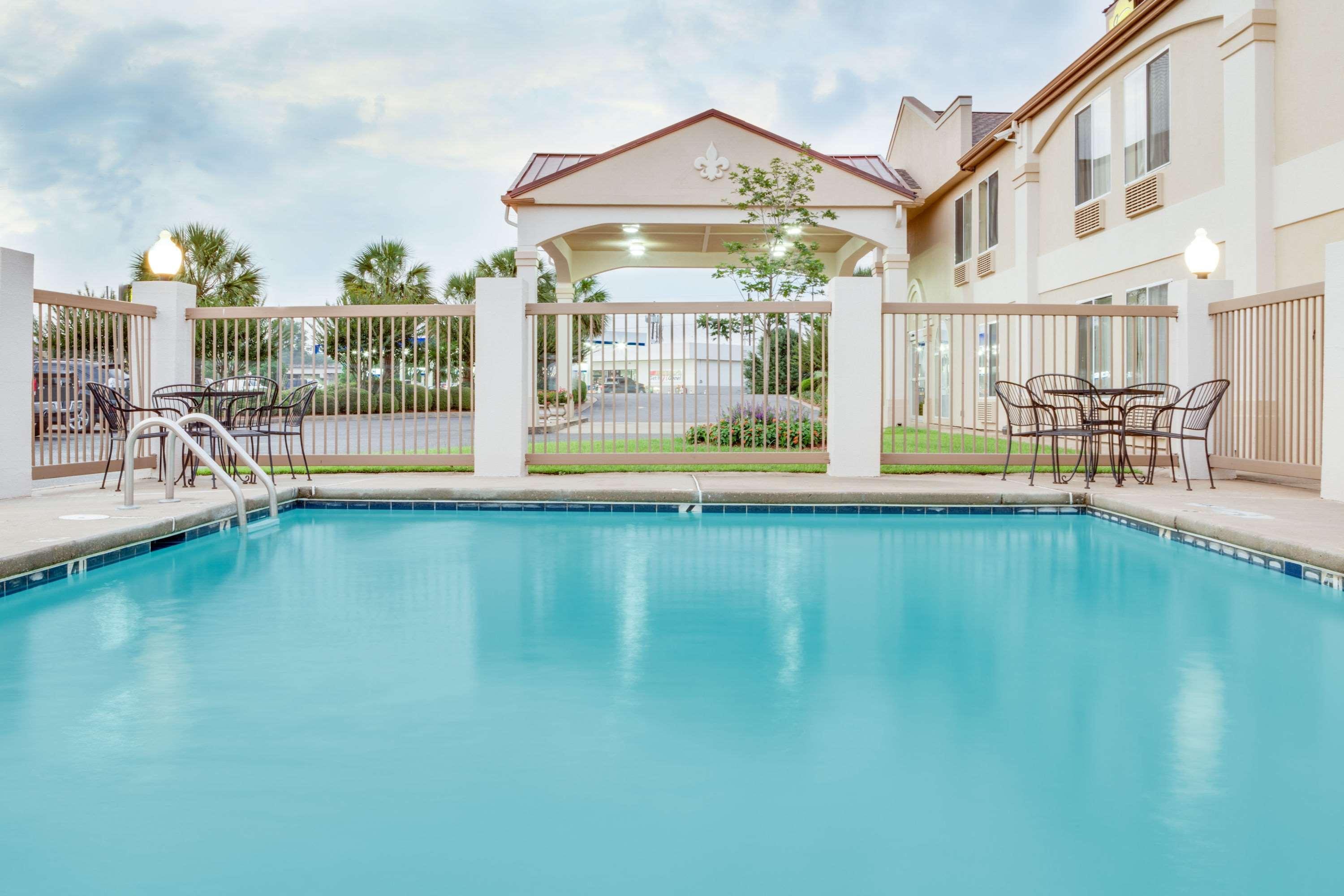 Surestay Hotel By Best Western Alexandria Airport Eksteriør bilde